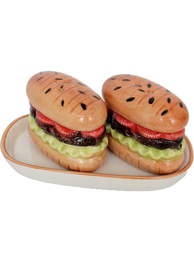 طقم أنيق من ثلاث قطع من البورسلين، يتضمن مرشات ملح وفلفل مع حامل، لإضفاء لمسة مصرية أنيقة على مطبخك وطاولة طعامك. - Image 2